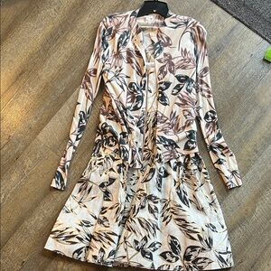 Set with Cardigan and Sleeveless Dress with pockets and front zipper see photos